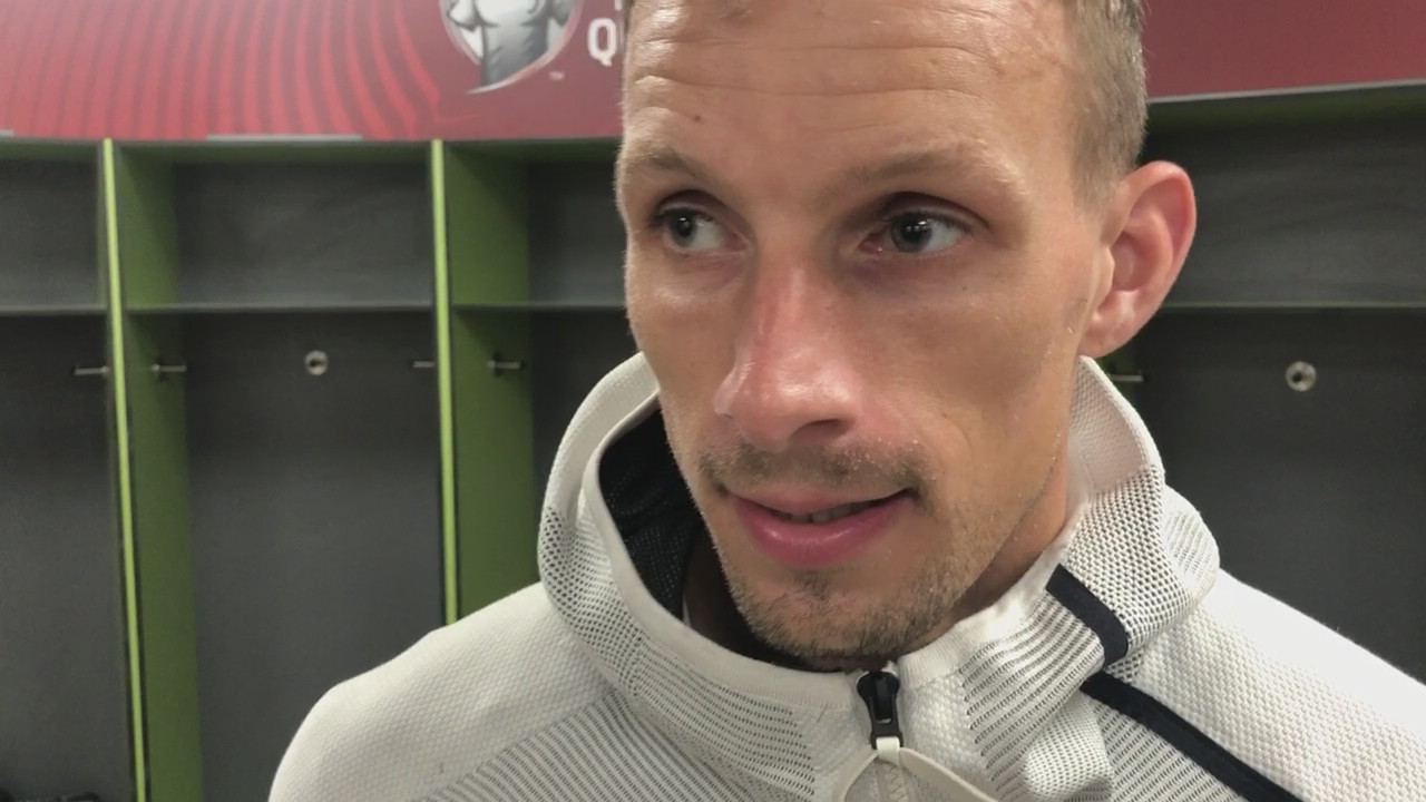 - Viser vår rutine på bortebane